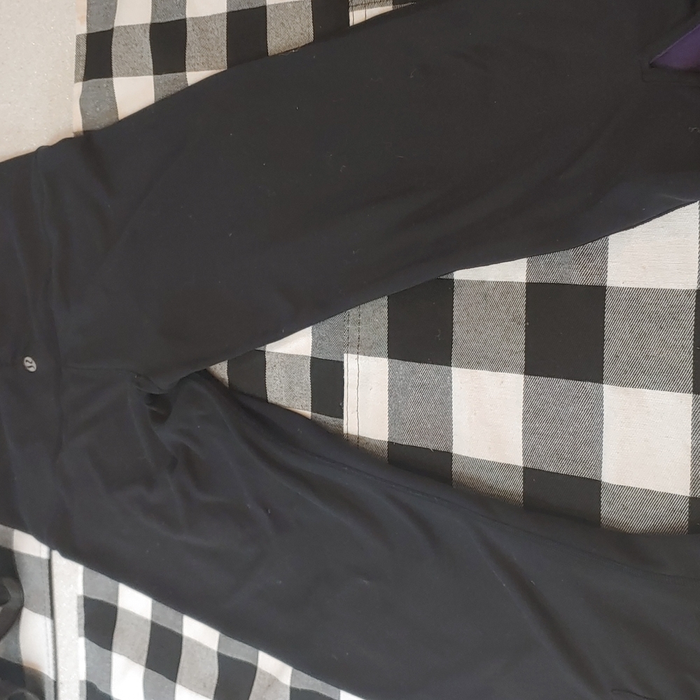 Lululemon Revercible Capri Leggings Size 6 - Picture 4 of 5